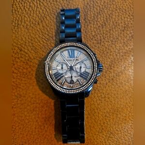 AUTHENTIC Michael KORS Black and Gold Women's Watch Mk 5961